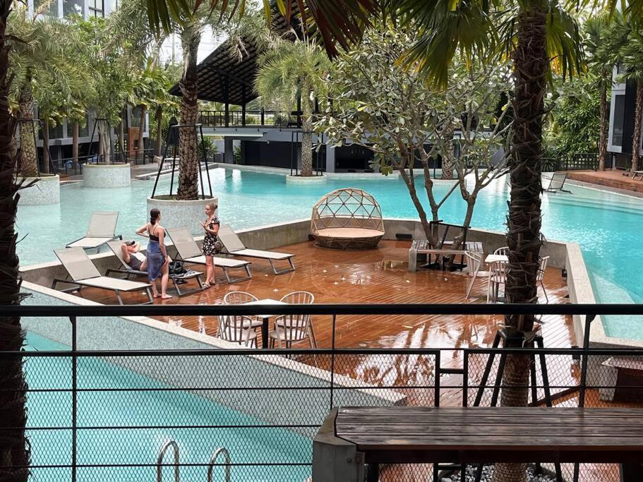 Kamala Beach P55 Exclusive Junior Suite Luaran gambar