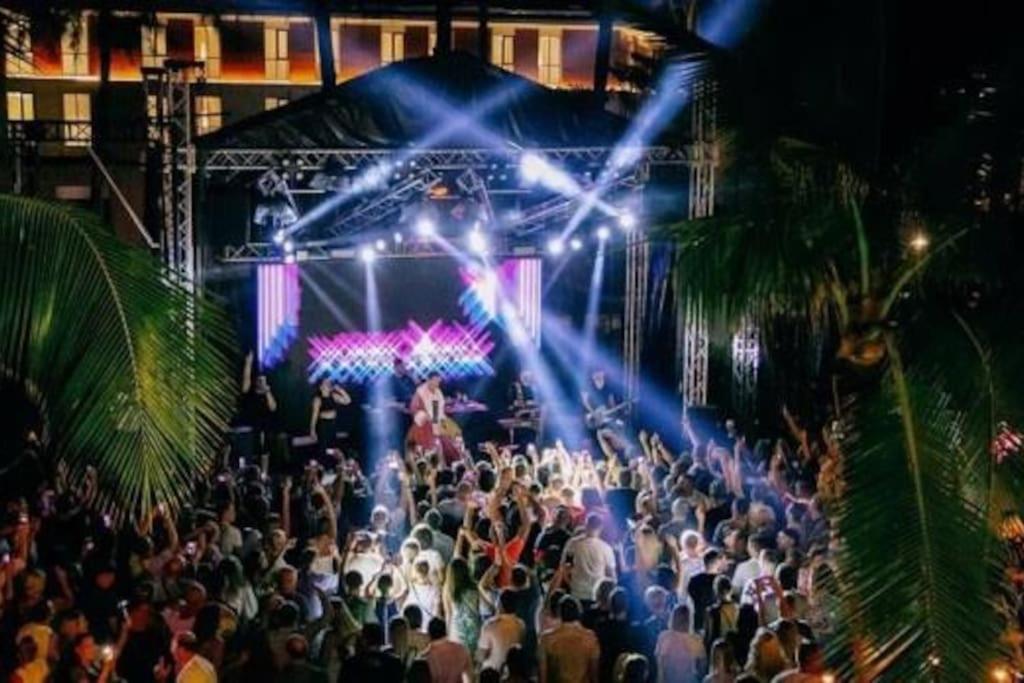 Kamala Beach P55 Exclusive Junior Suite Luaran gambar